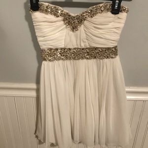 short formal white/gold detailed dress